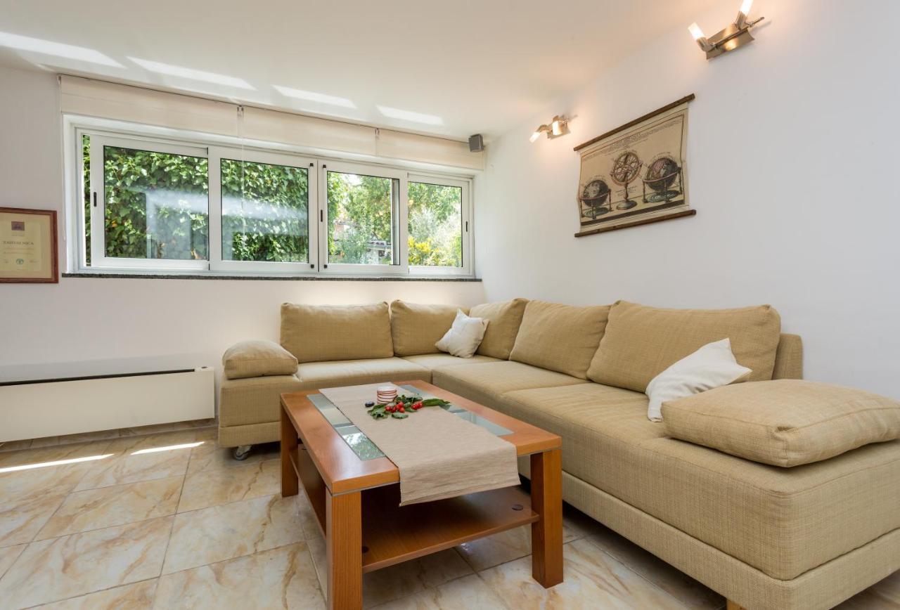 Brzac Molnar Resort Apartment Sergej מראה חיצוני תמונה