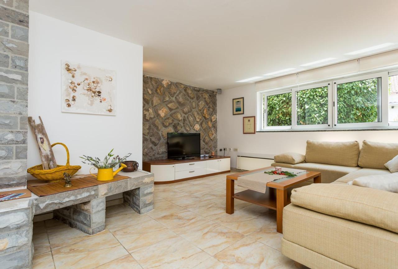 Brzac Molnar Resort Apartment Sergej מראה חיצוני תמונה